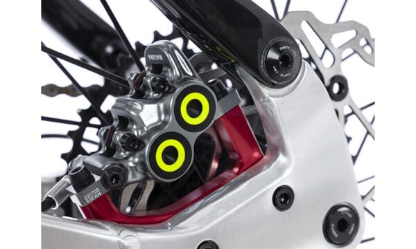 Integra XEF 1.9 720Wh Racing – Bild 5