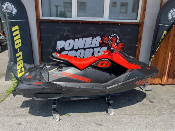 Seadoo Spark Trixx 2UP 2022 Gebrauchtfahrzeug – Bild 3