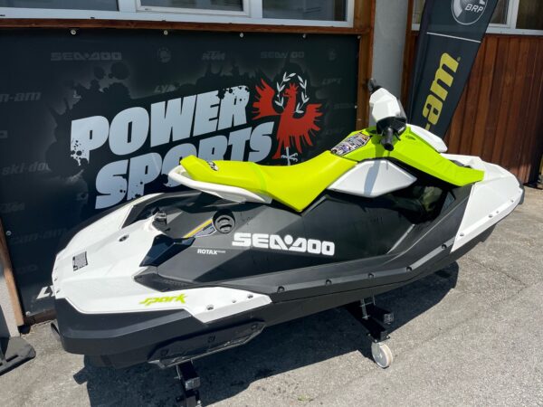 Seadoo Spark 2 UP Manta Green / White 2023 – Bild 2