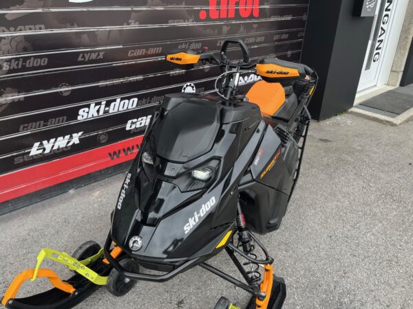 Skidoo Summit 850 E-TEC Turbo R 154" 2024 DEMO Orange – Bild 8