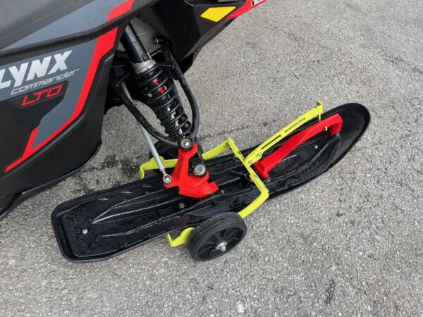 Lynx Commander 900ACE 2023 Arbeits Motorschlitten – Bild 9