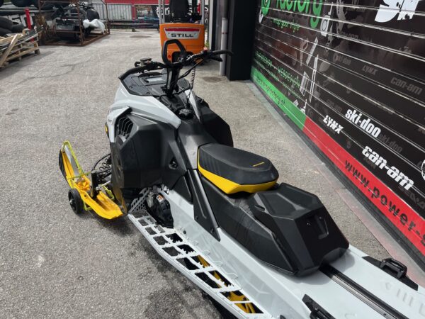 Skidoo Summit Edge 2024 850 Etec 154“ Demo – Bild 6