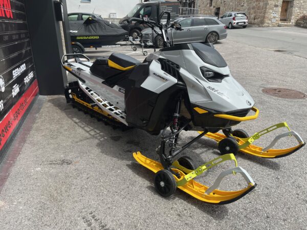 Skidoo Summit Edge 2024 850 Etec 154“ Demo – Bild 5