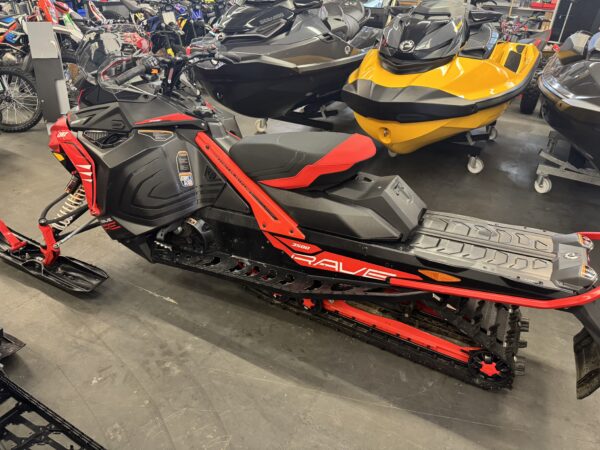 LYNX Rave 600  RE E-TEC 2020 Gebrauchtfahrzeug Motorschlitten – Bild 4