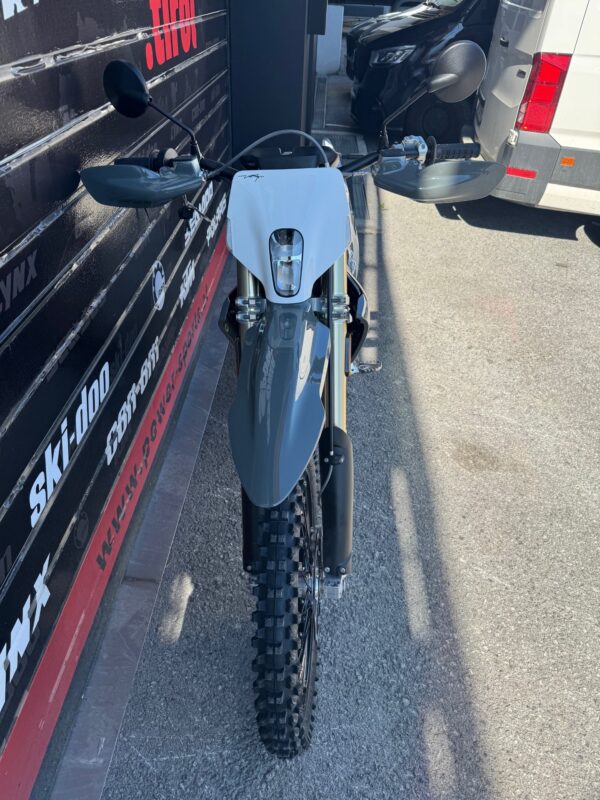 STARK VARG Alpha EX L3e Enduro 2025 Neufahrzeug – Bild 11